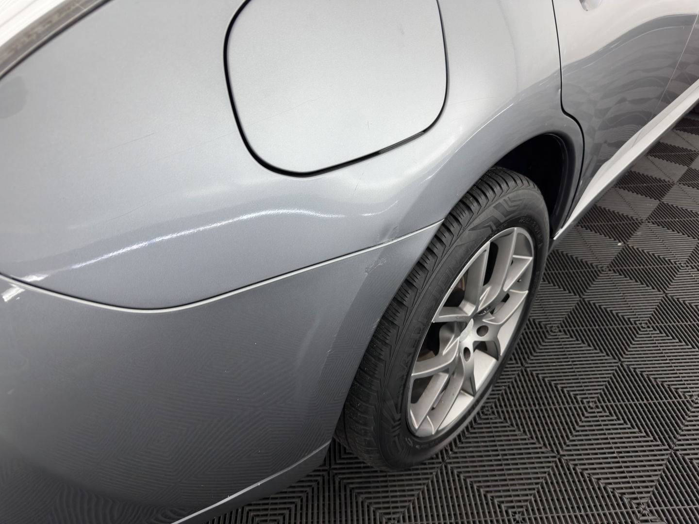 Mitsubishi Outlander 2.0 PHEV Executive Edition Aut. *NAVI-FULLMAP | XENON | LEATHER-FABRIC | COMFORT-SEATS | CAMERA | ECC | KEYLESS | DAB+ | SHIFT-PADDLES | PRIVACY-GLASS | TOWBAR | 18"ALU*