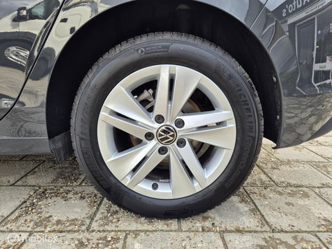 Volkswagen Golf 1.5 TSI, Stuur & Stoelverw, Carplay, Sfeer