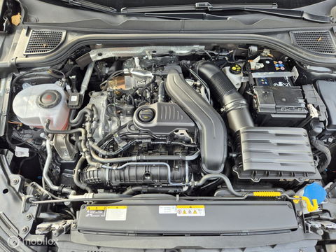 Volkswagen Golf 1.5 TSI, Stuur & Stoelverw, Carplay, Sfeer