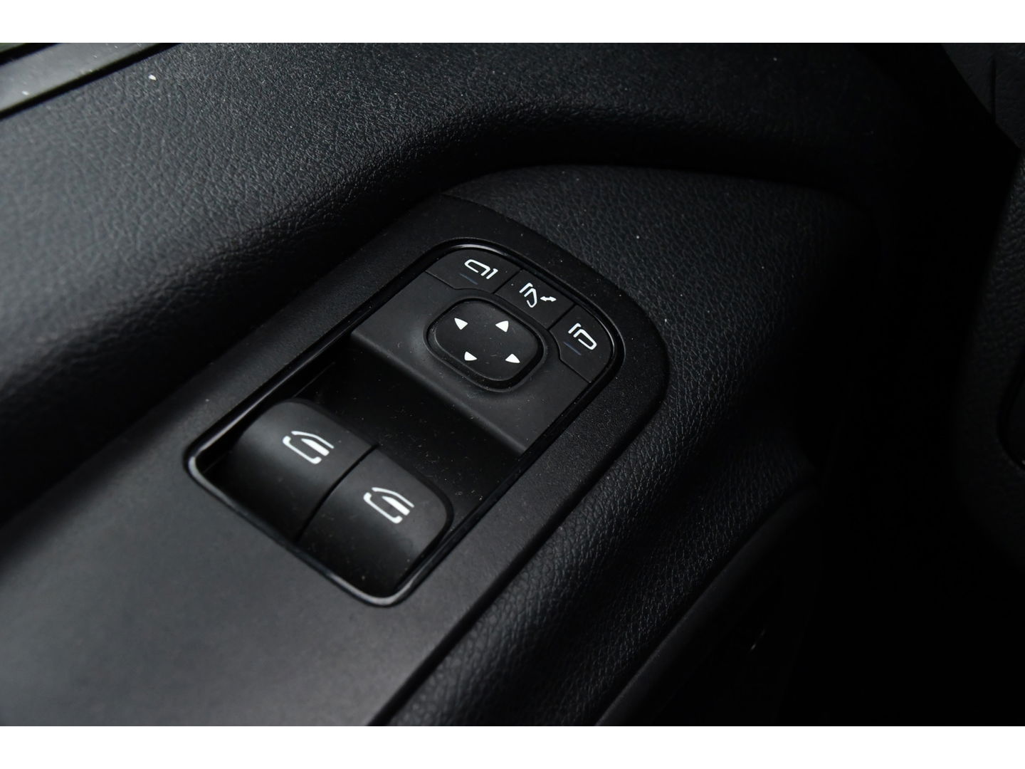 Mercedes-Benz Sprinter 319 V6 3.0 CDI L3H2 DC PB Edition Full options, Adaptieve Cruise, 360 Camera, 10,5'' Mbux, LED, Automaat, BPM Vrij!