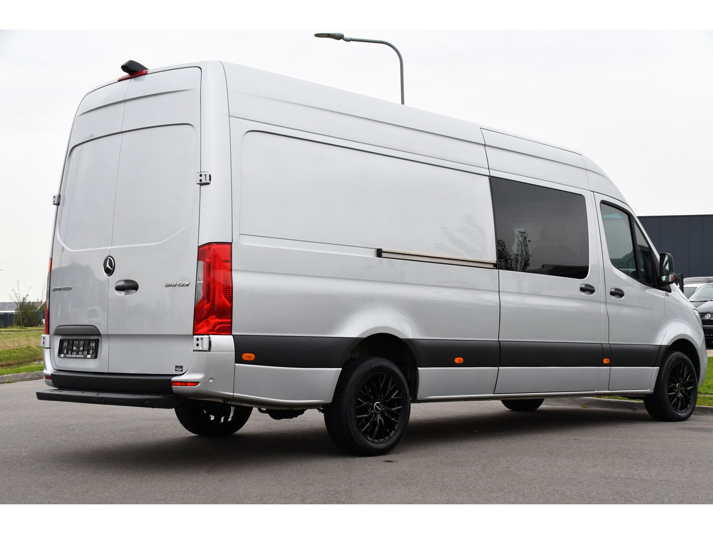 Mercedes-Benz Sprinter 319 V6 3.0 CDI L3H2 DC PB Edition Full options, Adaptieve Cruise, 360 Camera, 10,5'' Mbux, LED, Automaat, BPM Vrij!