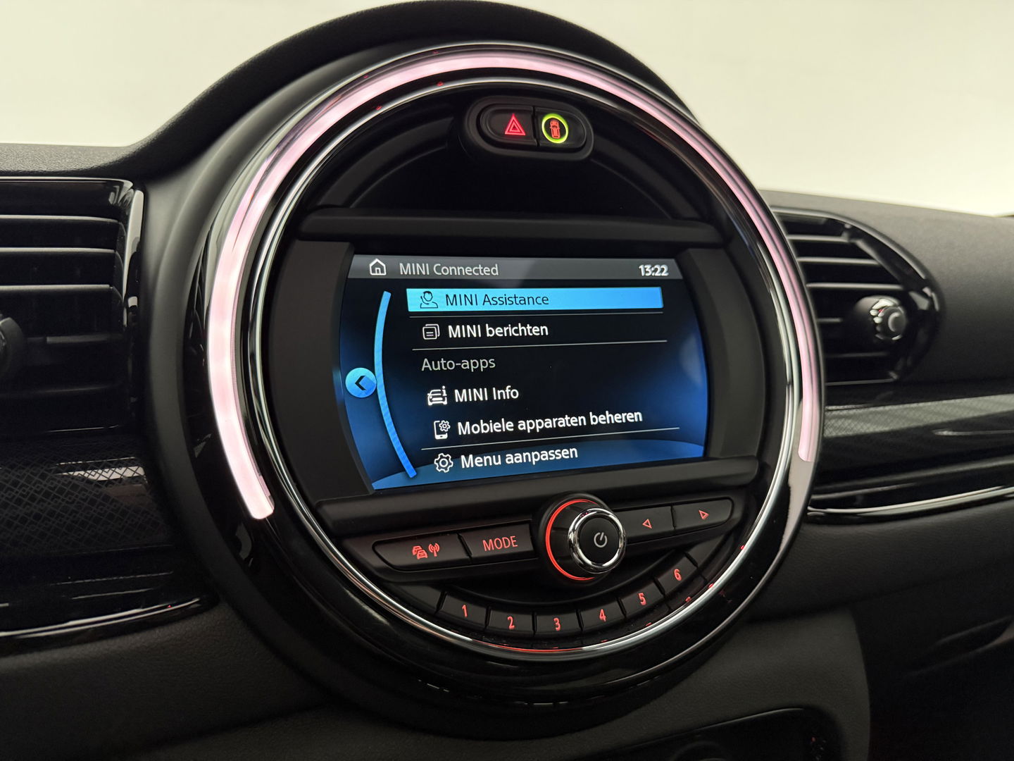 MINI Clubman 2.0 Cooper SD 191PK Chili | H/K | Pano | Sfeerverl. | Camera | Carplay | Leder | Adaptive Cruise | Stoelverw. | Keyless