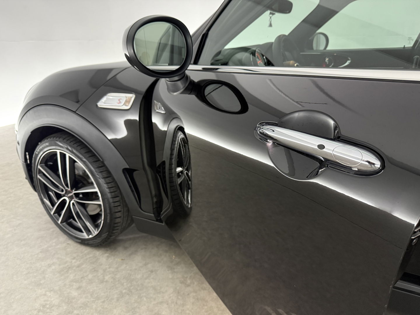 MINI Clubman 2.0 Cooper SD 191PK Chili | H/K | Pano | Sfeerverl. | Camera | Carplay | Leder | Adaptive Cruise | Stoelverw. | Keyless