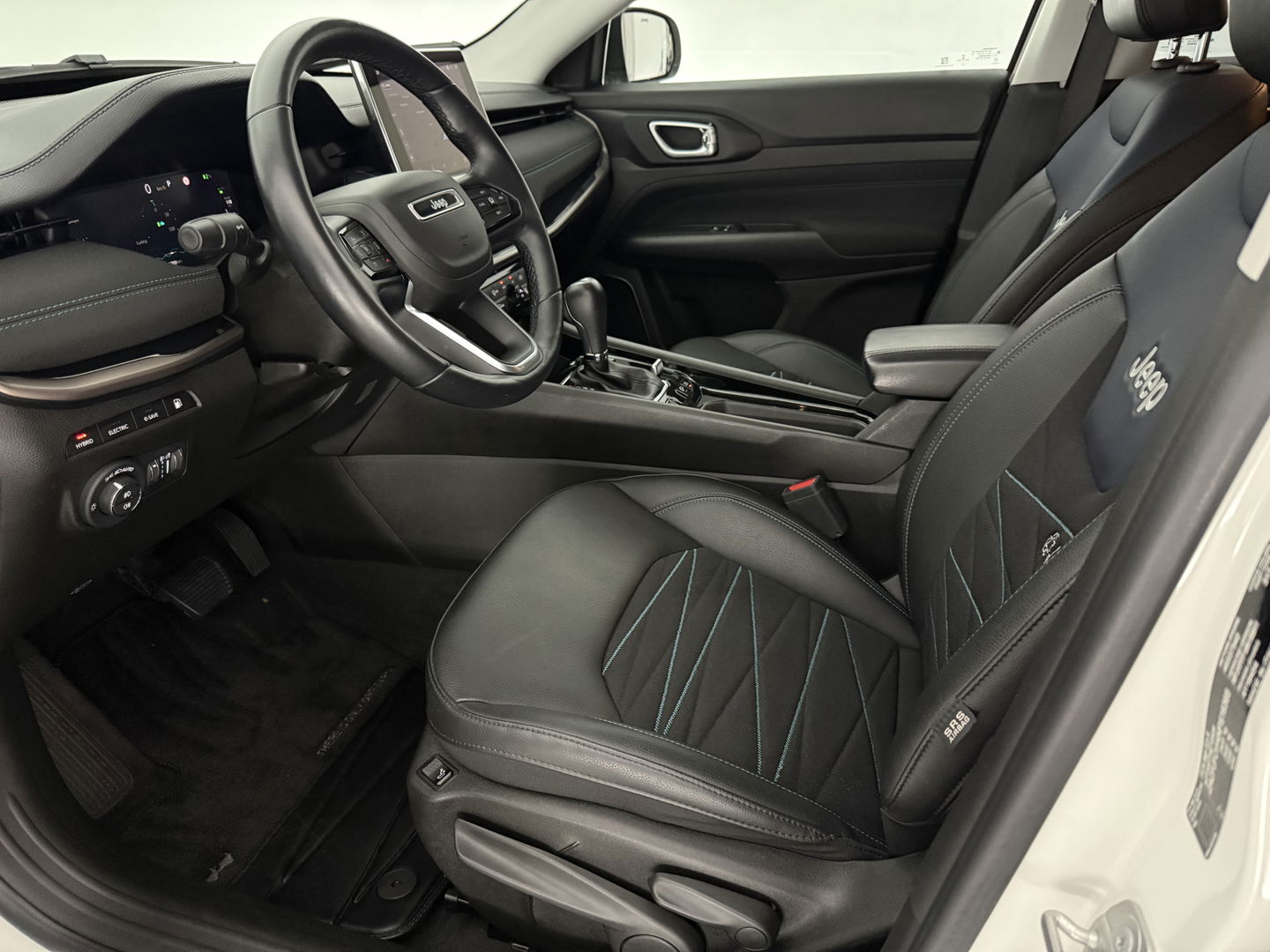 Jeep Compass 1.3 T4-PHEV 4xE Upland AT | Virtual | Carplay | Camera | Stoel/stuurverw. | Adaptive Cruise | LED | Keyless