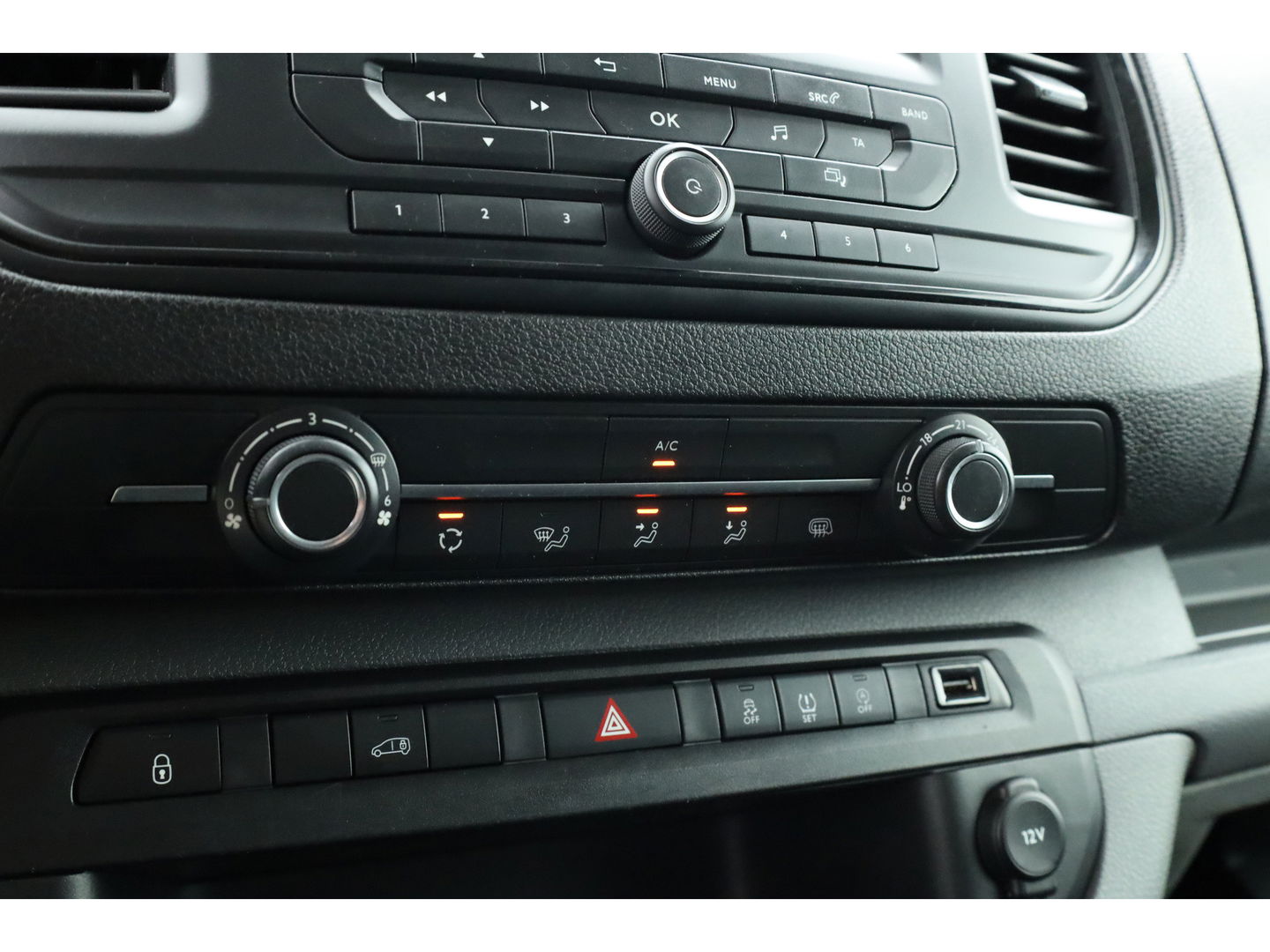 Fiat Scudo 1.5 MultiJet L3H1 | Imperial | Trekhaak | Betimmering | Cruise | 3 pers.