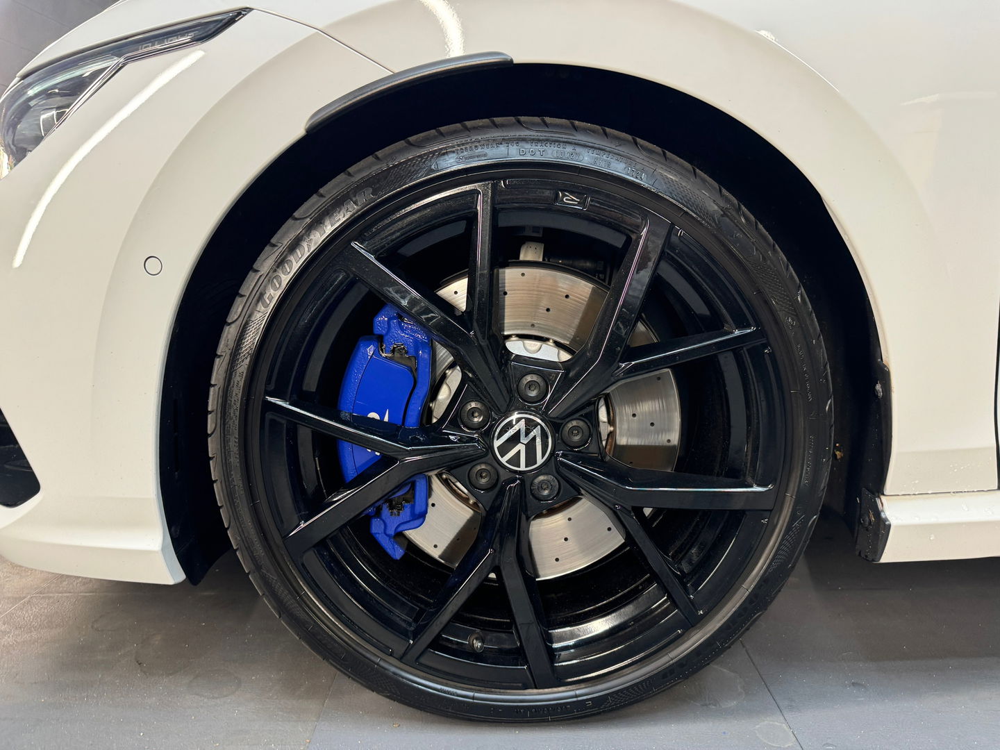 Volkswagen Golf 2.0 TSI R 4Motion Performance Pano|HuD|Akra