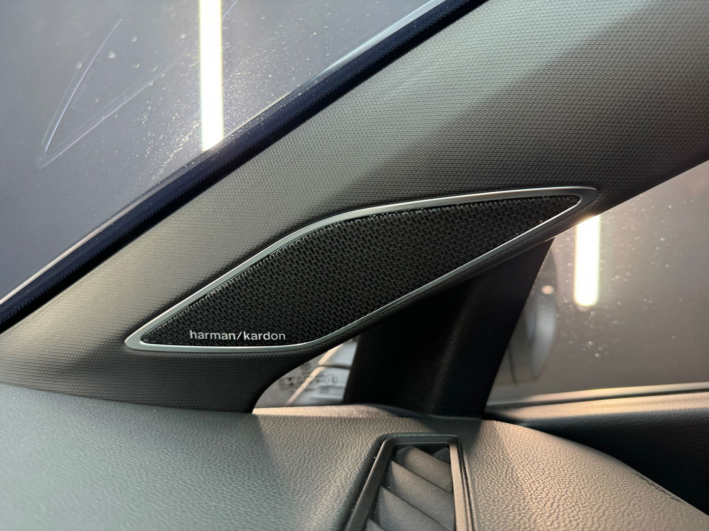 Volkswagen Golf 2.0 TSI R 4Motion Performance Pano|HuD|Akra