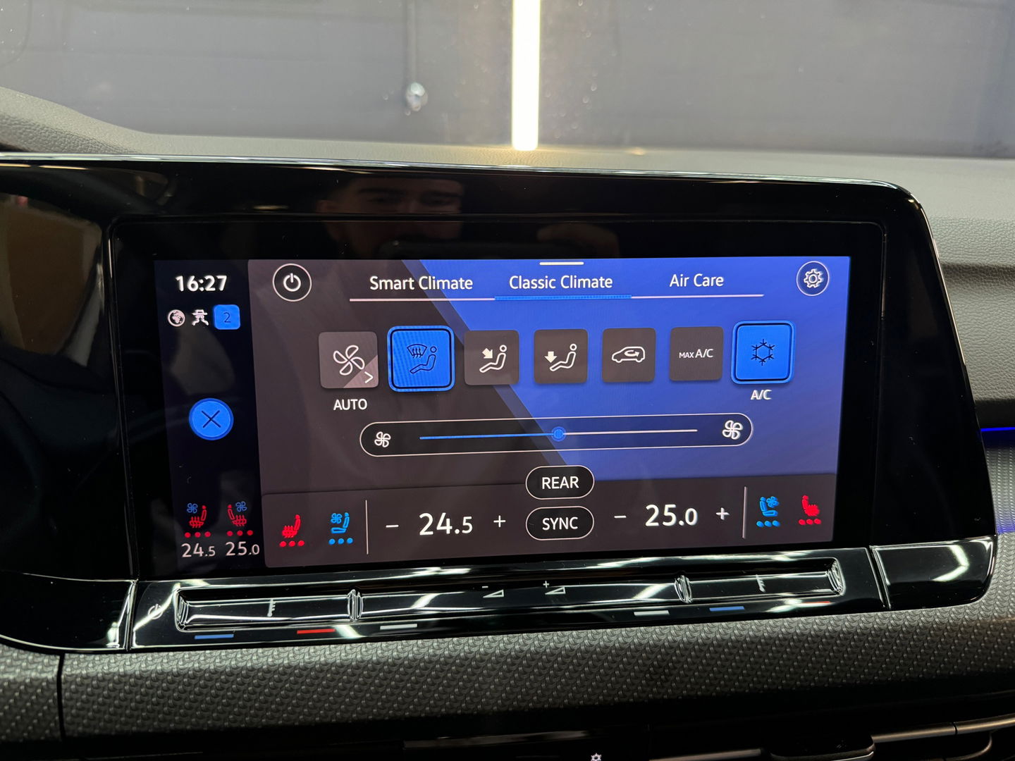 Volkswagen Golf 2.0 TSI R 4Motion Performance Pano|HuD|Akra