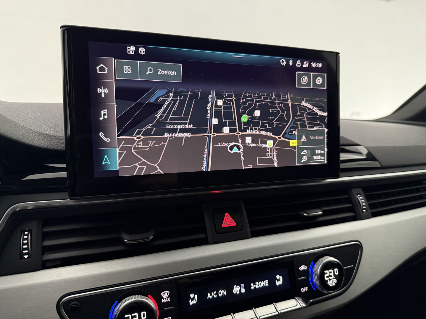 Audi A4 35 TFSI S-line | Virtual | Carplay | Trekh. | Cruise | Parkeersens. | Stoelverw. | Navi |  NAP