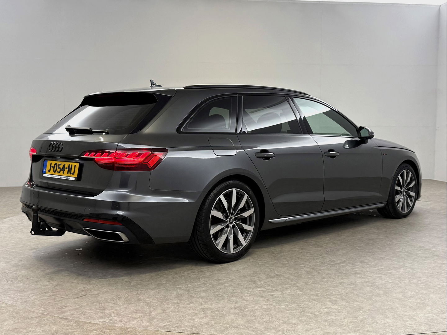 Audi A4 35 TFSI S-line | Virtual | Carplay | Trekh. | Cruise | Parkeersens. | Stoelverw. | Navi |  NAP