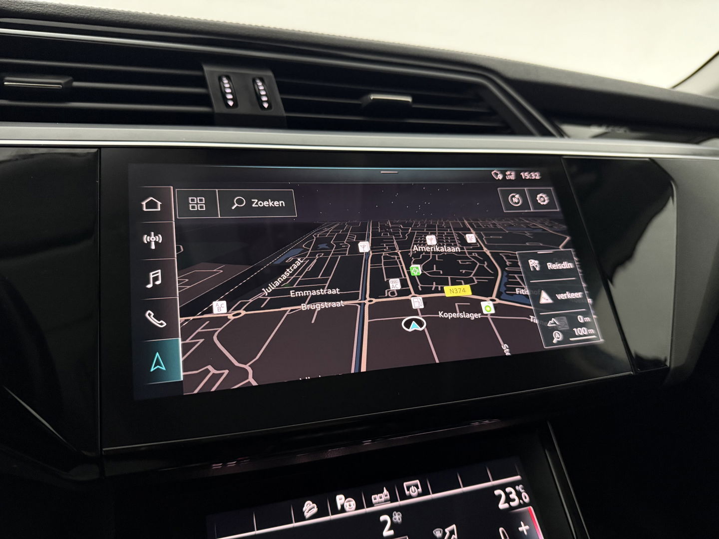 Audi e-tron e-tron 50 quattro Launch edition plus 71 kWh | SOH 91% | Pano | Virtual | Carplay | Memory | Adaptive Cruise | LED | Parkeersens.