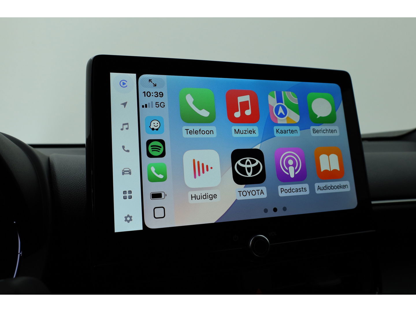 Toyota Yaris Cross 1.5 Hybrid 130 Teamplayer | Forest Green | Winter Pack | Safety Pack | Navi | Adapt. Cruise | Keyless | Camera