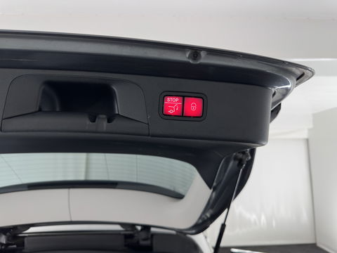 Mercedes-Benz GLC 350e 4MATIC Premium Plus Aut. *ADAPTIVE-CRUISE | FULL-LEATHER | FULL-LED | BLIND-SPOT | HEATED-SPORTSEATS | CAMERA | KEYLESS | AIR-SUSPENSION | PRIVACY-GLASS | NAVI-FULLMAP | 20''ALU*