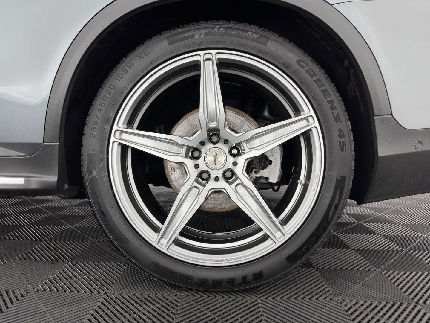 Mercedes-Benz GLC 350e 4MATIC Premium Plus Aut. *ADAPTIVE-CRUISE | FULL-LEATHER | FULL-LED | BLIND-SPOT | HEATED-SPORTSEATS | CAMERA | KEYLESS | AIR-SUSPENSION | PRIVACY-GLASS | NAVI-FULLMAP | 20''ALU*