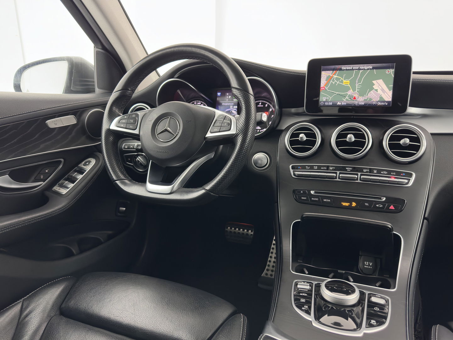Mercedes-Benz GLC 350e 4MATIC Premium Plus Aut. *ADAPTIVE-CRUISE | FULL-LEATHER | FULL-LED | BLIND-SPOT | HEATED-SPORTSEATS | CAMERA | KEYLESS | AIR-SUSPENSION | PRIVACY-GLASS | NAVI-FULLMAP | 20''ALU*