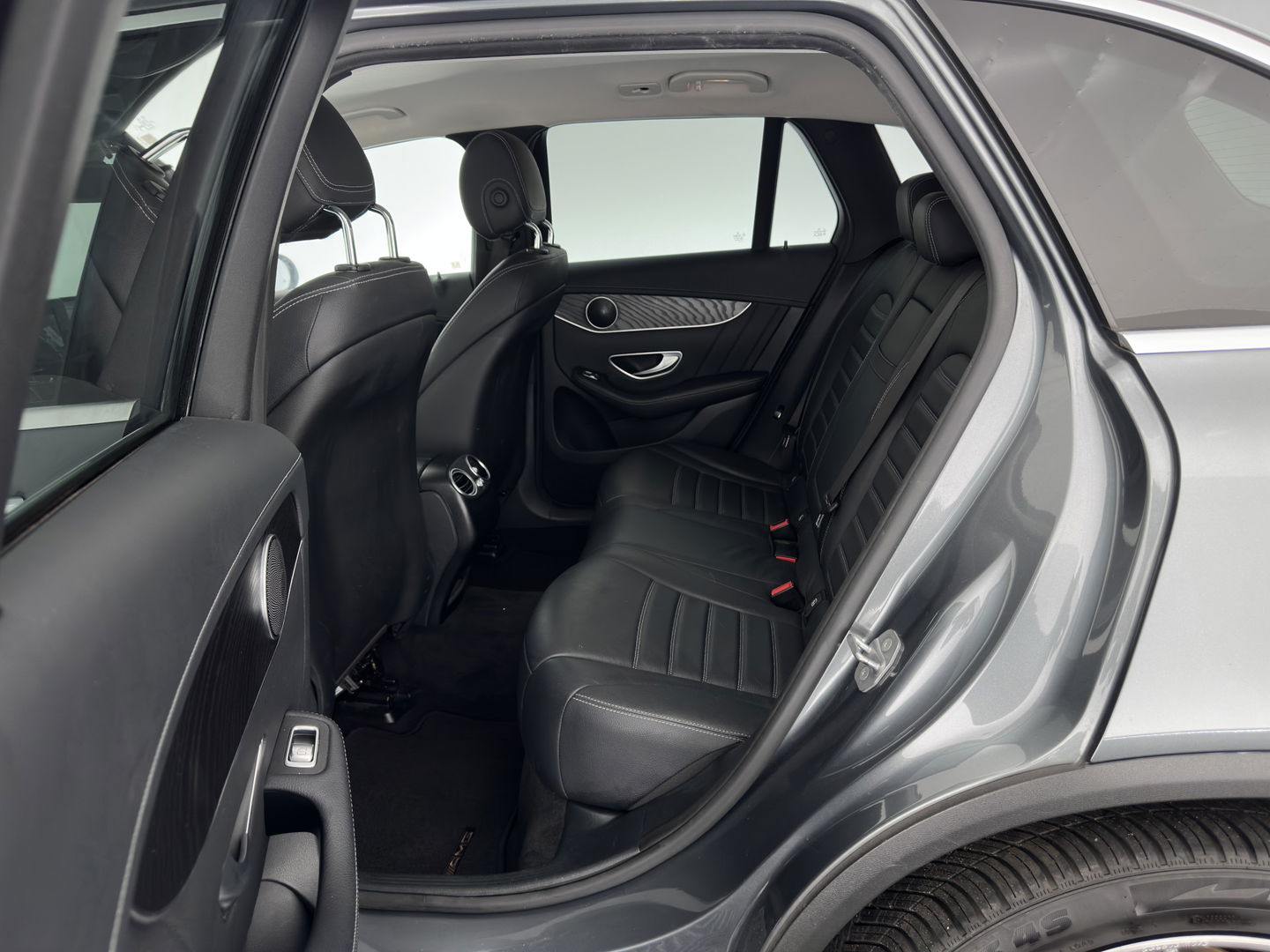 Mercedes-Benz GLC 350e 4MATIC Premium Plus Aut. *ADAPTIVE-CRUISE | FULL-LEATHER | FULL-LED | BLIND-SPOT | HEATED-SPORTSEATS | CAMERA | KEYLESS | AIR-SUSPENSION | PRIVACY-GLASS | NAVI-FULLMAP | 20''ALU*