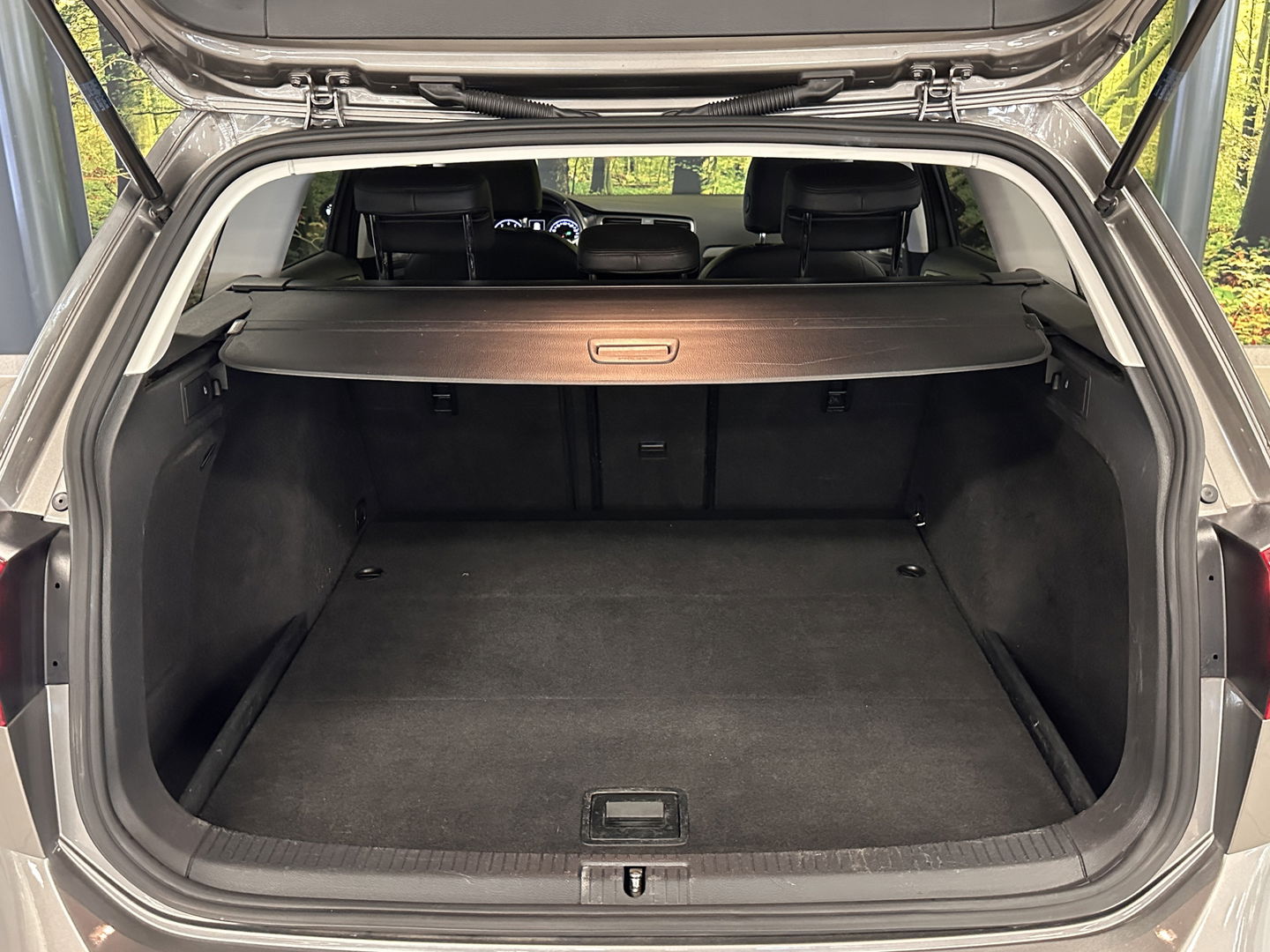 Volkswagen Golf Variant 1.0 TSI Connected Series | Trekhaak | Achteruitrijcamera | Cruise Control | Apple Carplay/Android Auto | Parkeersensoren | DAB | Navigatie | Airconditioning |