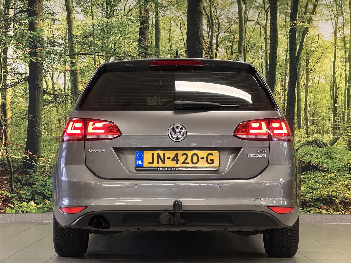 Volkswagen Golf Variant 1.0 TSI Connected Series | Trekhaak | Achteruitrijcamera | Cruise Control | Apple Carplay/Android Auto | Parkeersensoren | DAB | Navigatie | Airconditioning |
