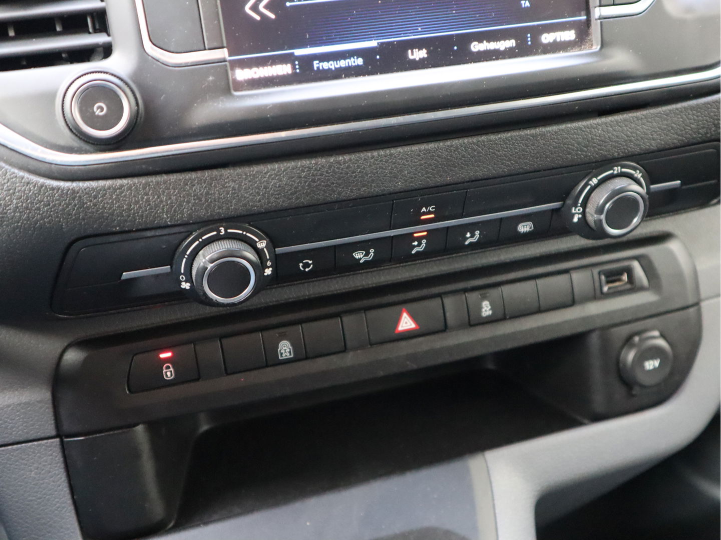 Peugeot Expert 2.0 BlueHDI 150pk Euro 6 DC 5 Pers. - L3 - Cruise - Camera