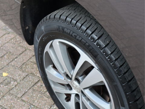 Peugeot Expert 2.0 BlueHDI 150pk Euro 6 DC 5 Pers. - L3 - Cruise - Camera