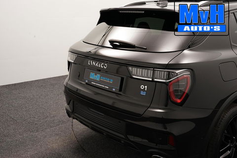 Lynk & Co 01 1.5 Hybride|FULL BLACK XL|ZWARTE.HEMEL|360ºCAM