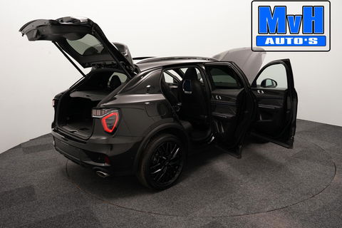 Lynk & Co 01 1.5 Hybride|FULL BLACK XL|ZWARTE.HEMEL|360ºCAM