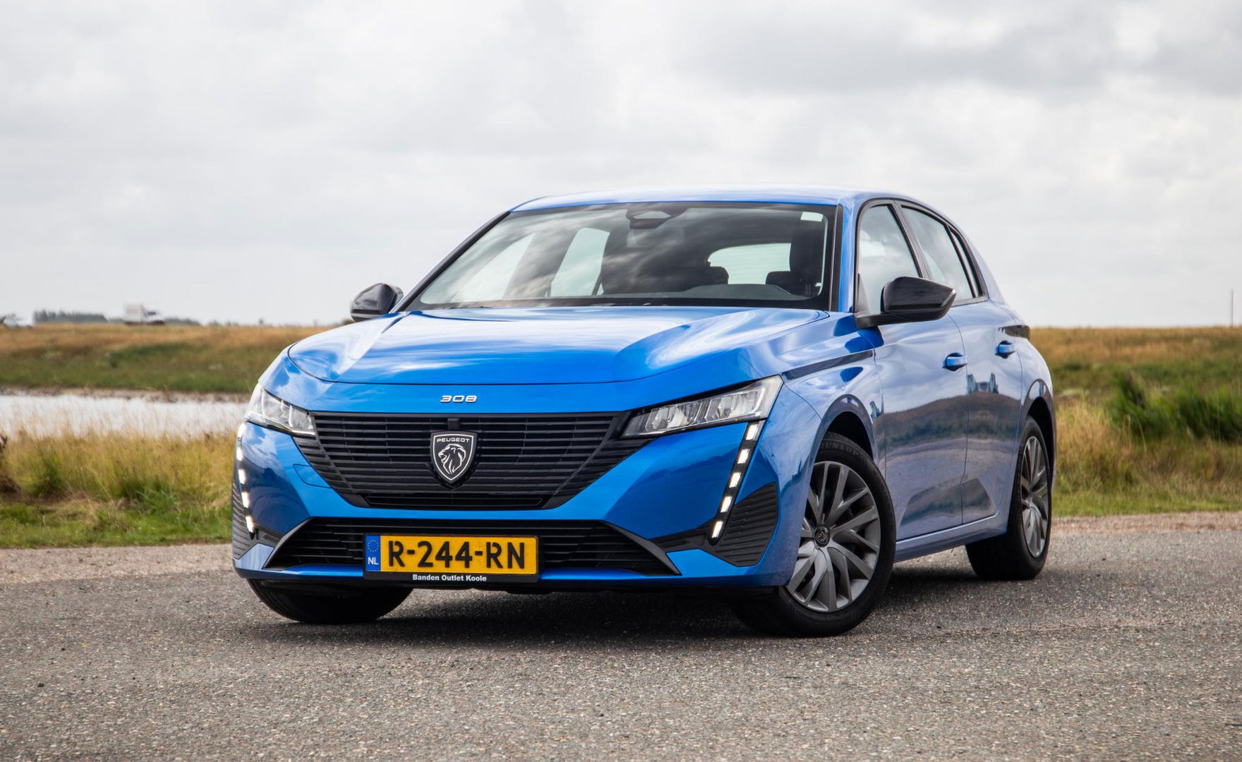 Peugeot 308 1.2 PureTech Active Pack Business CARPLAY / AIRCO / CRUISE CONTROLE / NEDERLANDSE AUTO