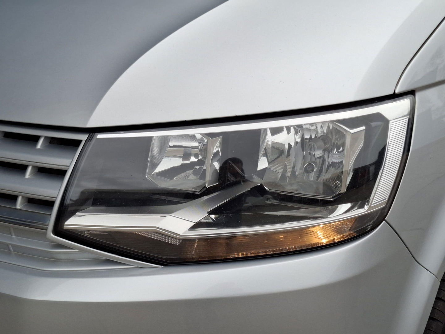 Volkswagen Transporter 2.0 TDI L2H1 Highline DUBBELE SCHUIFDEUR / AIRCO / CRUISE CONTROLE / TREKHAAK