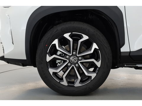 Toyota Yaris Cross 1.5 Hybrid 130 Teamplayer | Pearl White parelmoer | Winter pack | Safety Pack | Adapt. Cruise | Camera