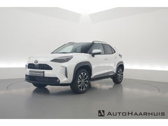 Toyota Yaris Cross 1.5 Hybrid 130 Teamplayer | Pearl White parelmoer | Winter pack | Safety Pack | Adapt. Cruise | Camera