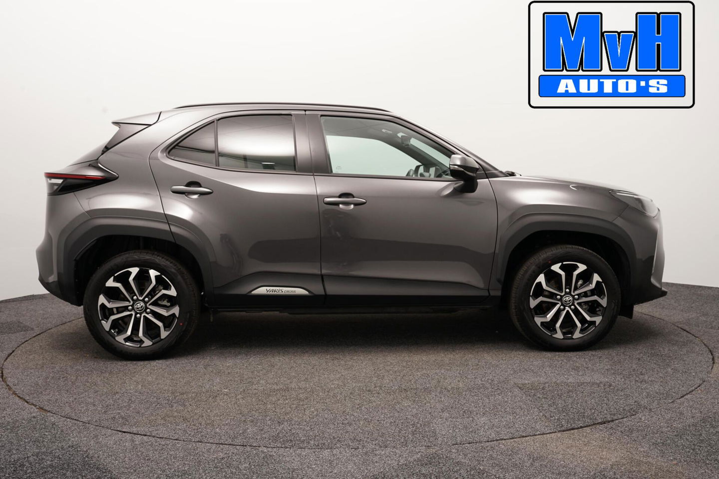 Toyota Yaris Cross 1.5 Hybrid 115 Business Plus|NAVI|STOEL/STUUR.VERW