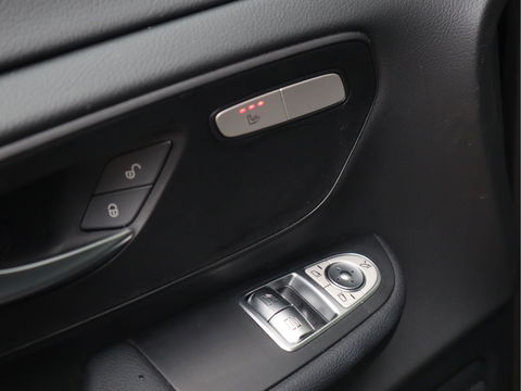 Mercedes-Benz EQV 300 90 kWh L3 Extra Lang - 8 Pers - 2x Elektrische schuifdr.