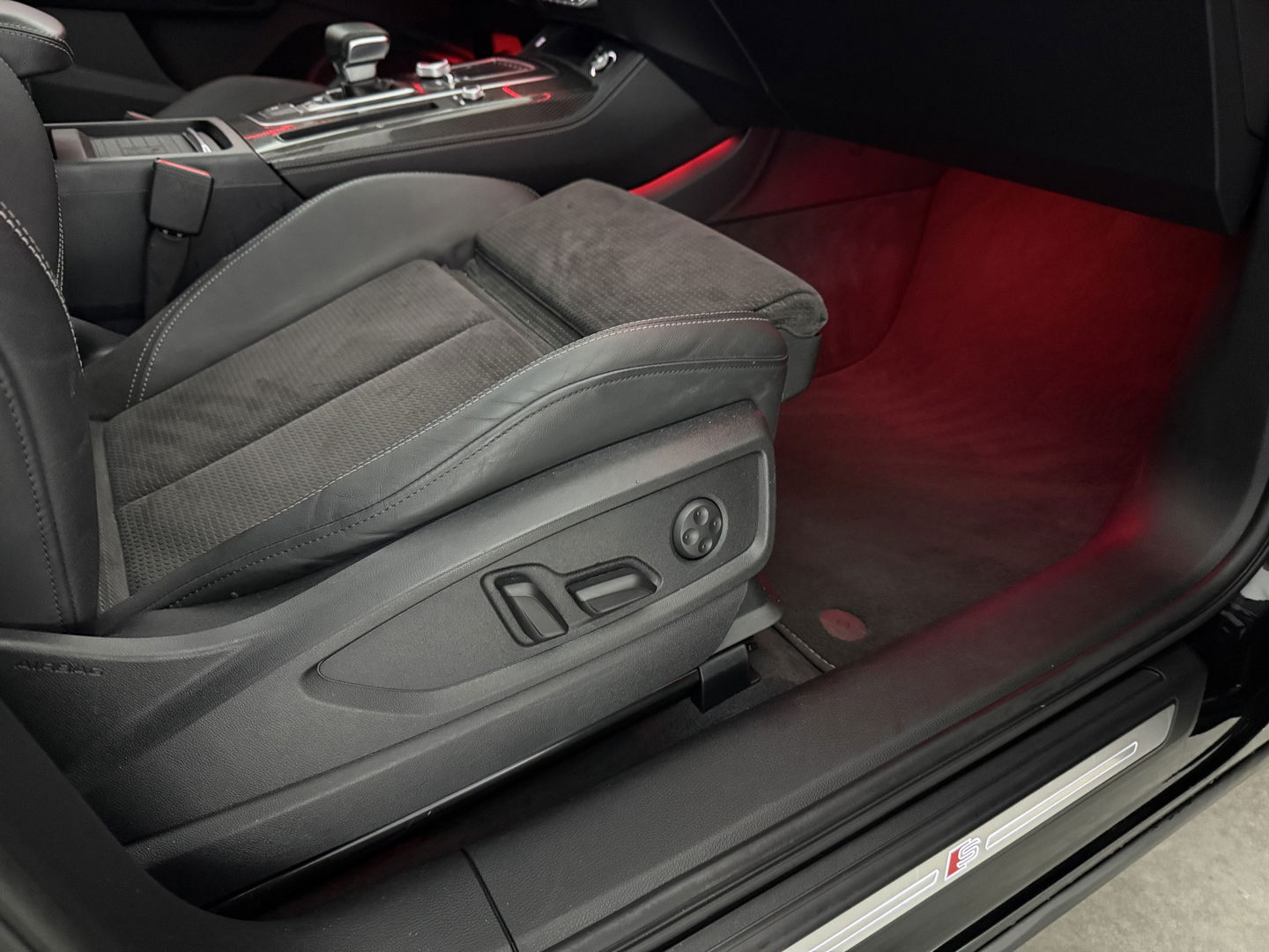 Audi SQ5 3.0 TFSI Quattro | Pano | Sfeerverl. | HuD | Virtual | Camera | Carplay | Stoelverw.