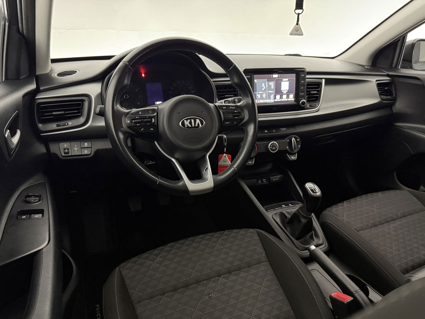 Kia Rio 1.0 TGDI DynamicLine | Camera | Cruise | Navigatie | Parkeersens. | LED