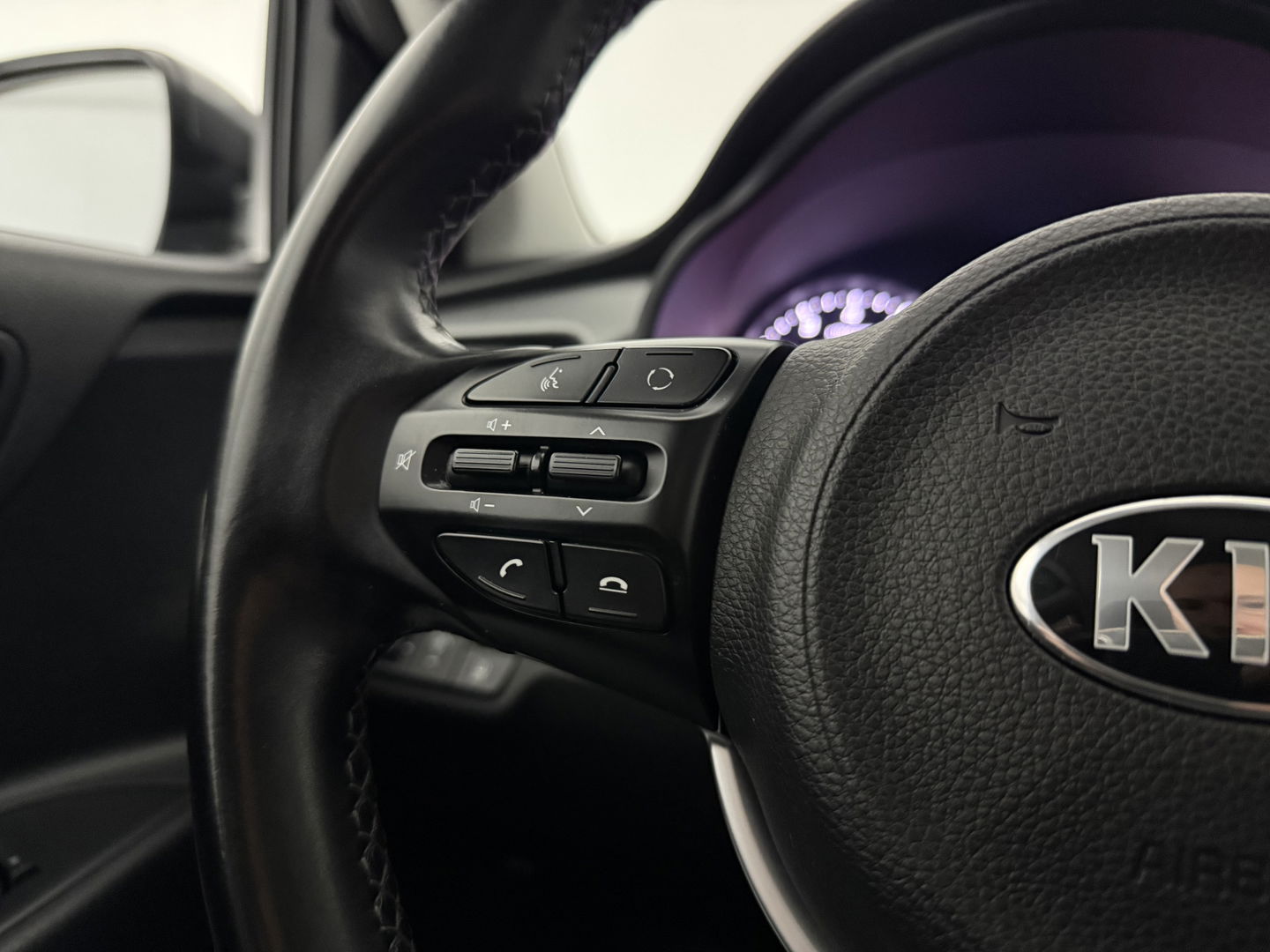 Kia Rio 1.0 TGDI DynamicLine | Camera | Cruise | Navigatie | Parkeersens. | LED