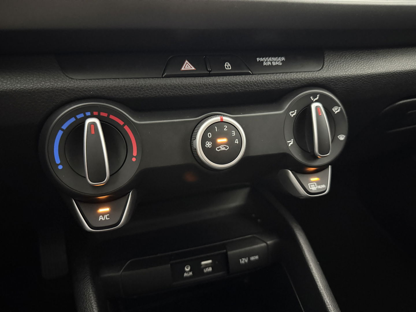 Kia Rio 1.0 TGDI DynamicLine | Camera | Cruise | Navigatie | Parkeersens. | LED