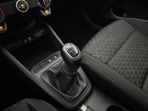 Kia Rio 1.0 TGDI DynamicLine | Camera | Cruise | Navigatie | Parkeersens. | LED