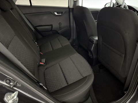 Kia Rio 1.0 TGDI DynamicLine | Camera | Cruise | Navigatie | Parkeersens. | LED