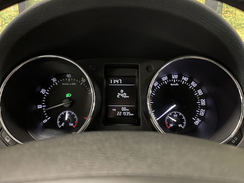 Škoda Yeti 1.2 TSI Comfort | Origineel Nederlands | Lichtmetaal 16'' | Airconditioning | Navigatie | Radio/Cd | Isofix |