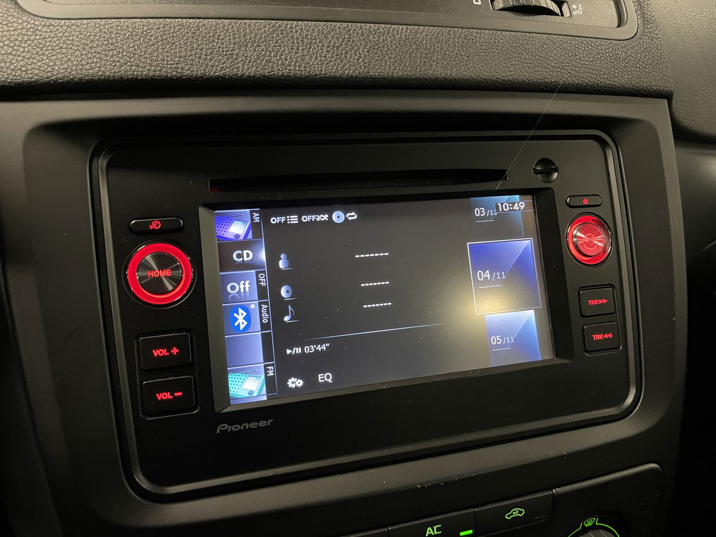 Škoda Yeti 1.2 TSI Comfort | Origineel Nederlands | Lichtmetaal 16'' | Airconditioning | Navigatie | Radio/Cd | Isofix |