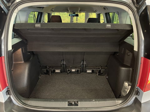 Škoda Yeti 1.2 TSI Comfort | Origineel Nederlands | Lichtmetaal 16'' | Airconditioning | Navigatie | Radio/Cd | Isofix |