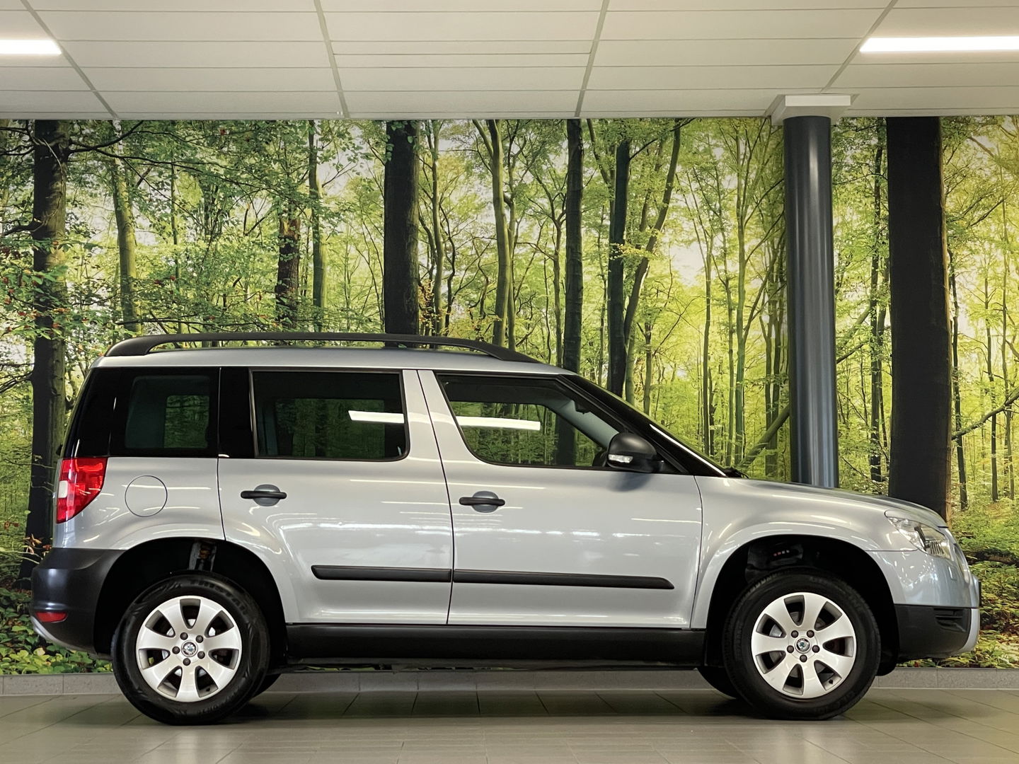 Škoda Yeti 1.2 TSI Comfort | Origineel Nederlands | Lichtmetaal 16'' | Airconditioning | Navigatie | Radio/Cd | Isofix |