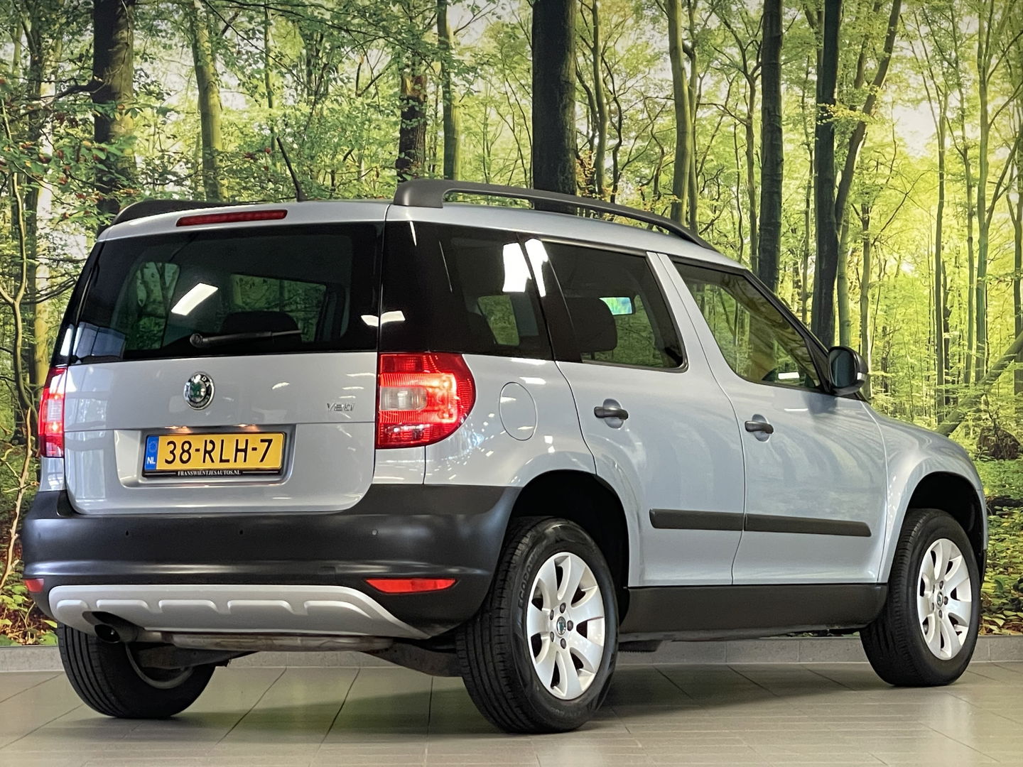 Škoda Yeti 1.2 TSI Comfort | Origineel Nederlands | Lichtmetaal 16'' | Airconditioning | Navigatie | Radio/Cd | Isofix |
