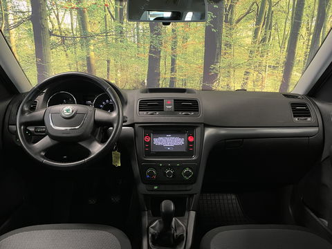 Škoda Yeti 1.2 TSI Comfort | Origineel Nederlands | Lichtmetaal 16'' | Airconditioning | Navigatie | Radio/Cd | Isofix |