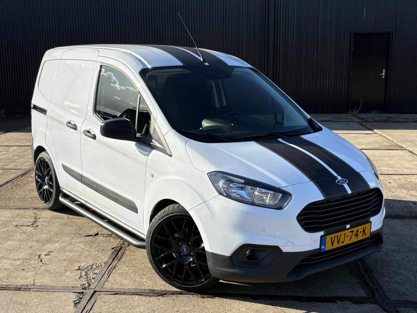 Ford Transit Courier 1.5 TDCI SPORT | Cruise control | EURO 6 | 2x schuif | Carplay |