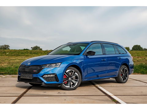 Škoda Octavia Combi 1.4 TSI RS iV PHEV | ALCANTARA SPORT COMFORT STOELEN | TREKHAAK | STANDKACHEL