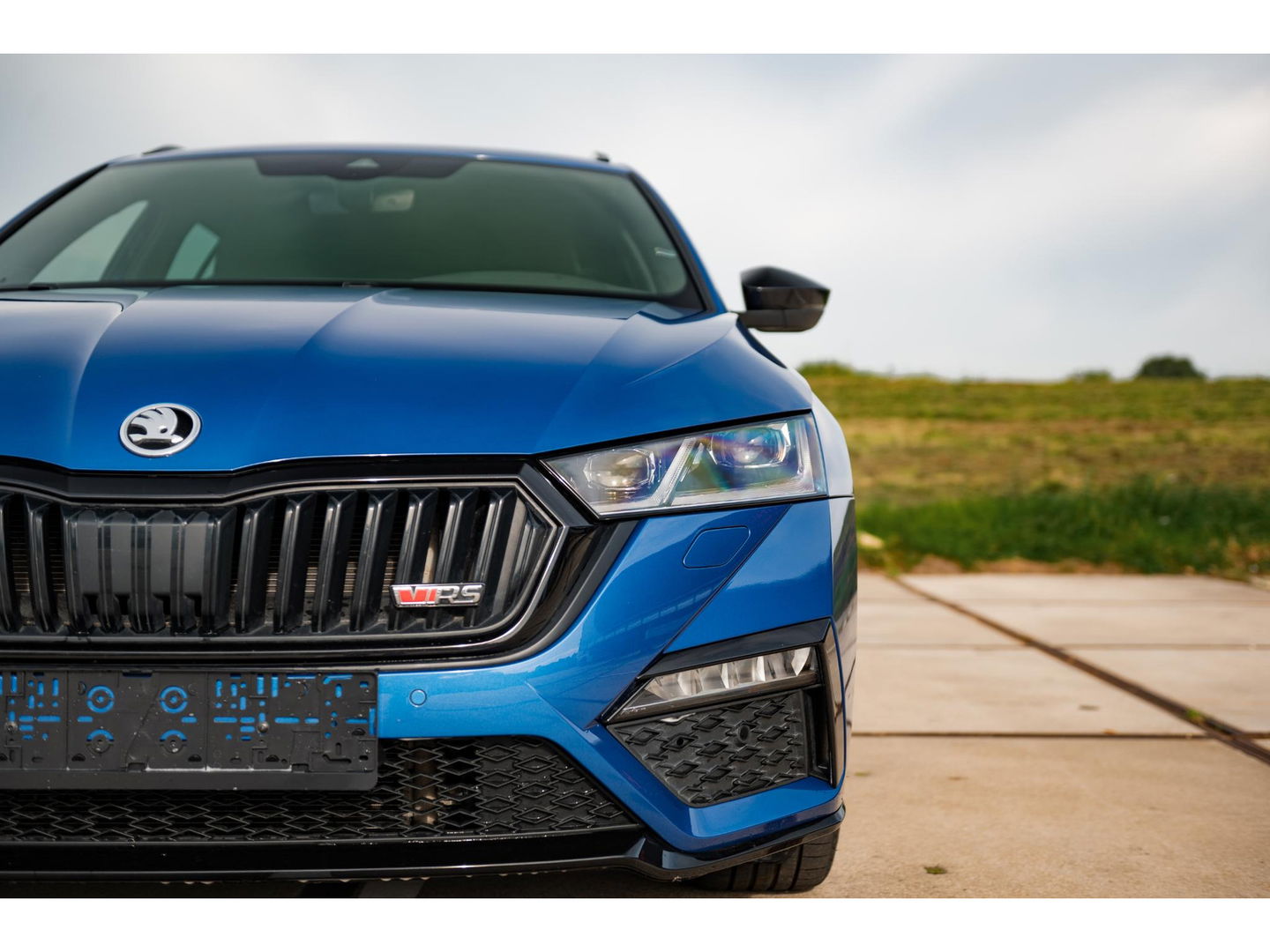 Škoda Octavia Combi 1.4 TSI RS iV PHEV | ALCANTARA SPORT COMFORT STOELEN | TREKHAAK | STANDKACHEL