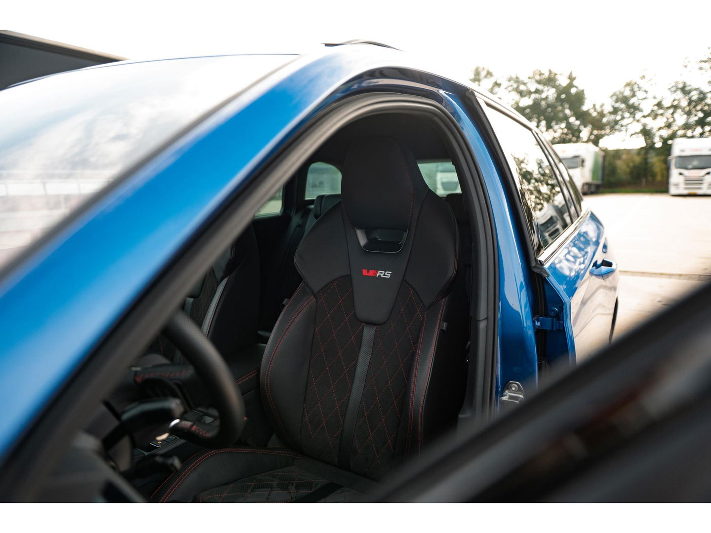 Škoda Octavia Combi 1.4 TSI RS iV PHEV | ALCANTARA SPORT COMFORT STOELEN | TREKHAAK | STANDKACHEL