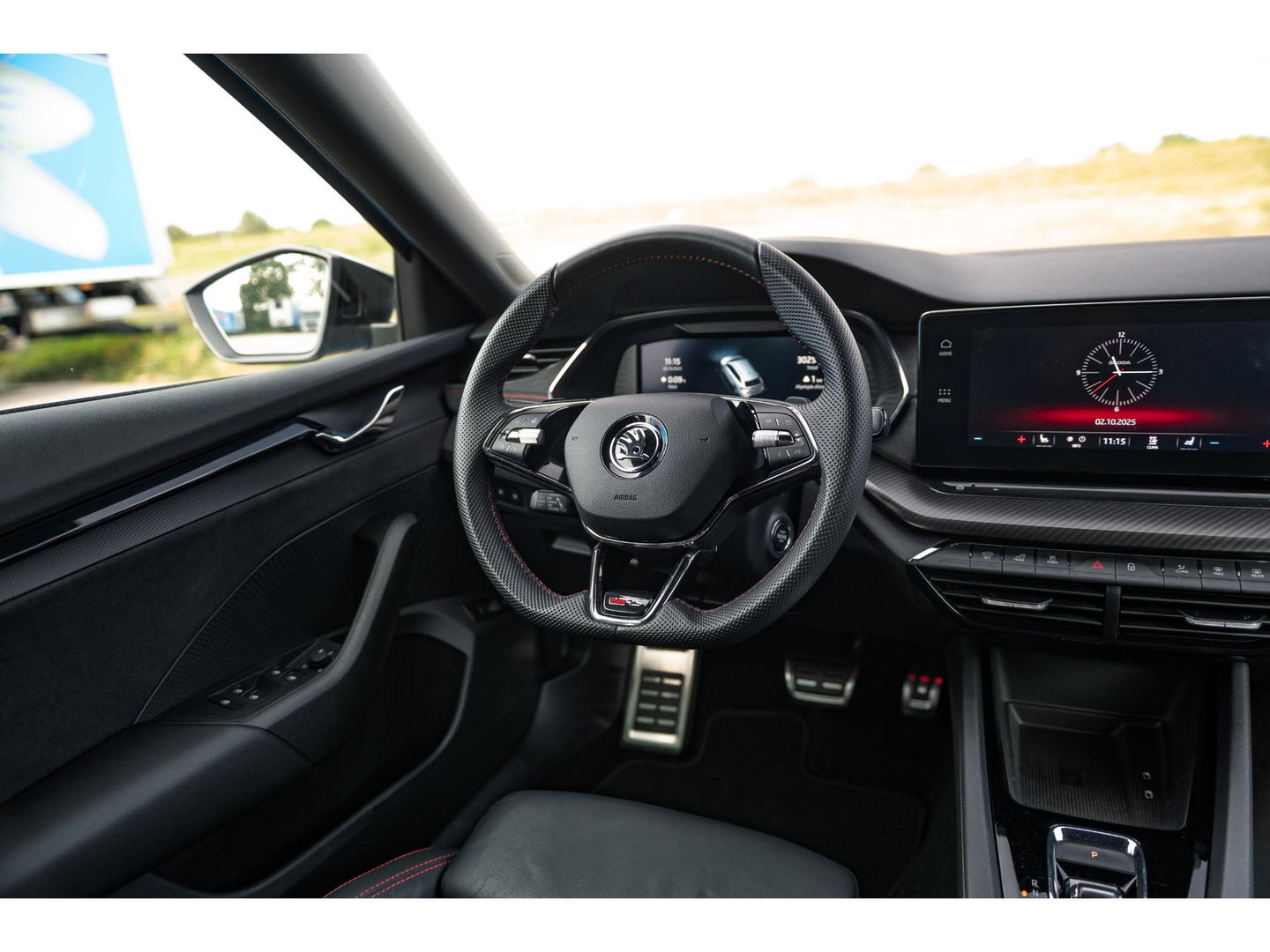 Škoda Octavia Combi 1.4 TSI RS iV PHEV | ALCANTARA SPORT COMFORT STOELEN | TREKHAAK | STANDKACHEL