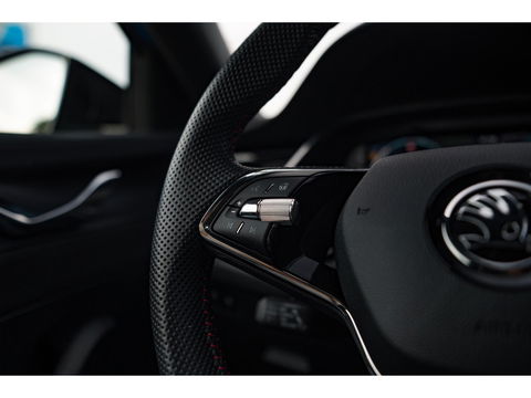 Škoda Octavia Combi 1.4 TSI RS iV PHEV | ALCANTARA SPORT COMFORT STOELEN | TREKHAAK | STANDKACHEL